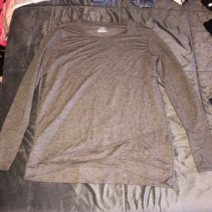 Women’s long sleeve Tek Gear DryTEK (Medium)